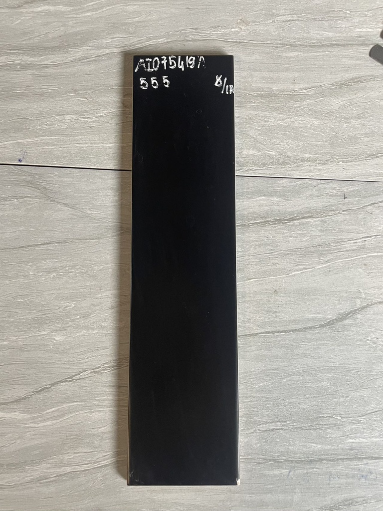 Gạch thẻ 75x300mm màu đen hàng ưu mã STA75307M_S