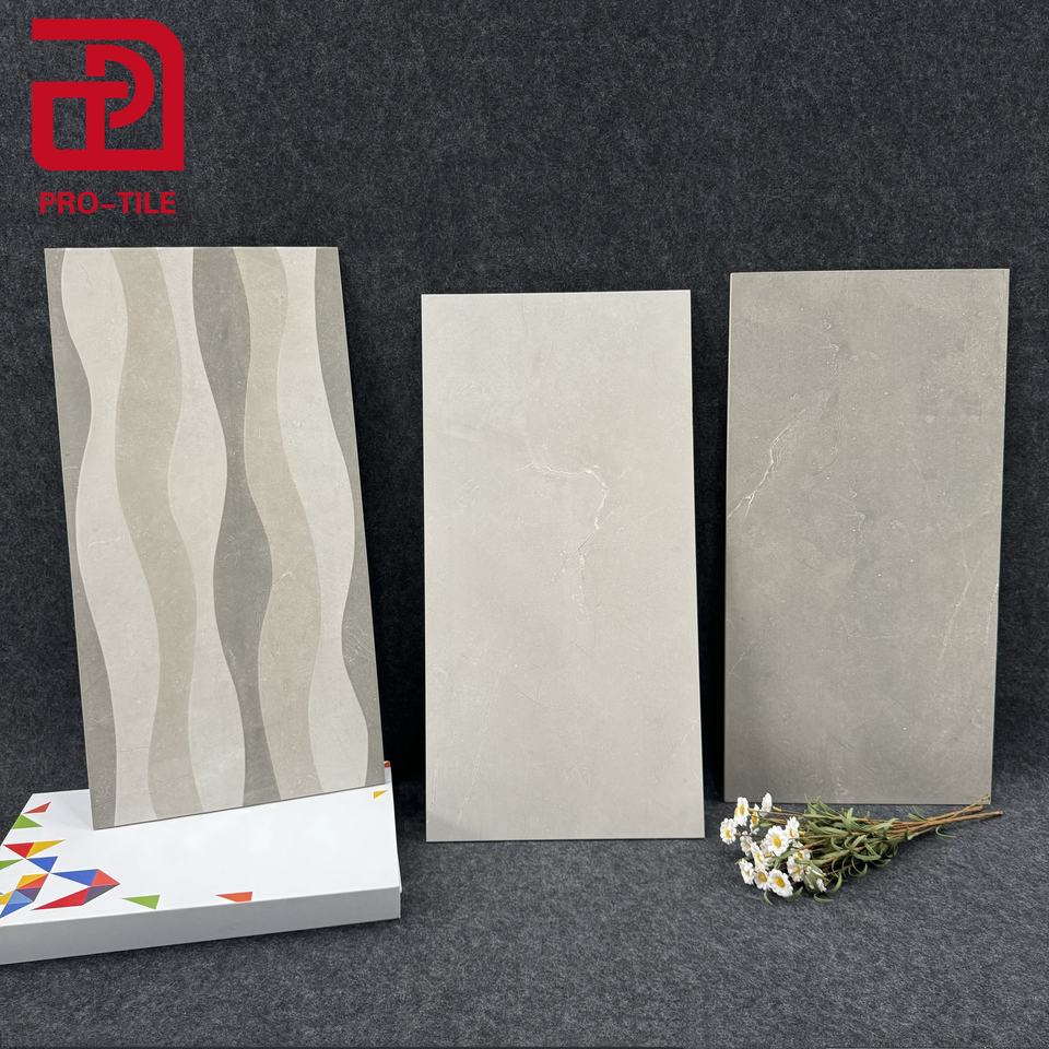 Gạch ốp tường men sứ giả đá màu nâu 300x600mm cho nhà tắm và nhà bếp