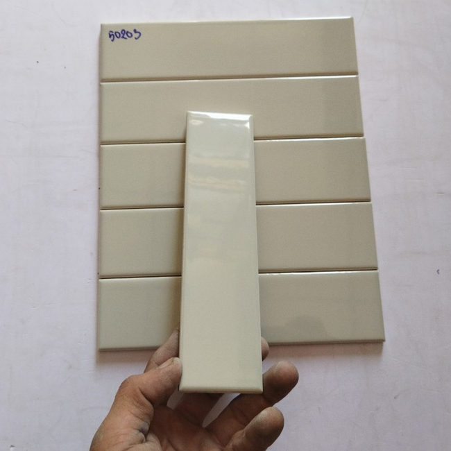 Gạch thẻ cao cấp xám ấm bóng phẳng KT 50x200mm mã PSTA50203